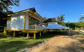Al Qarni Homestay-Resort With Pool